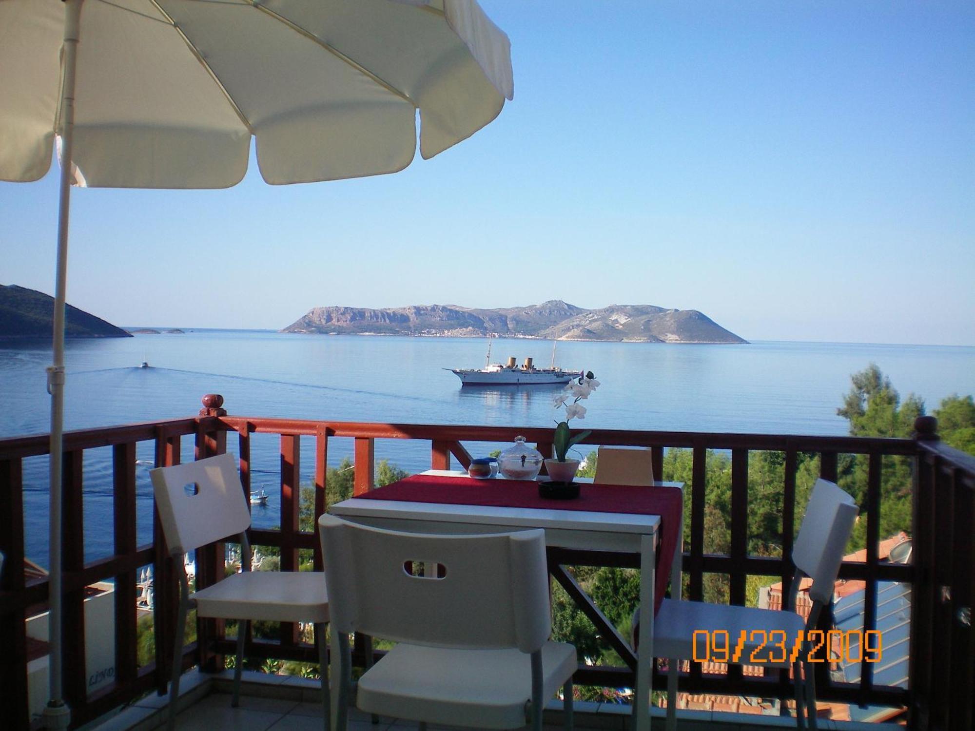 Antiphellos Pension Kuecuekcakil Kas Exterior photo