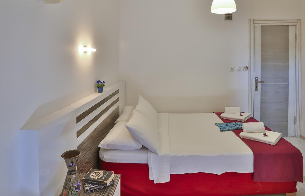 Antiphellos Pension Kuecuekcakil Kas Room photo